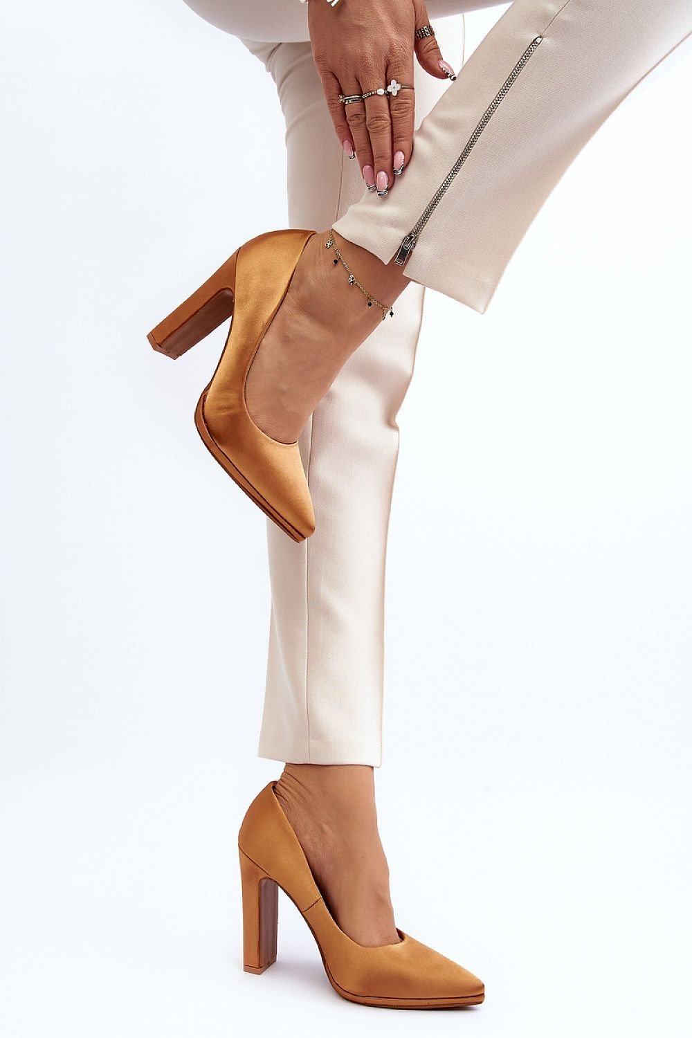 Block heel pumps model 191029 Step in style