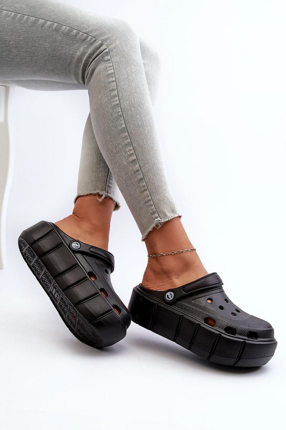 Flip-flops model 197245 Step in style
