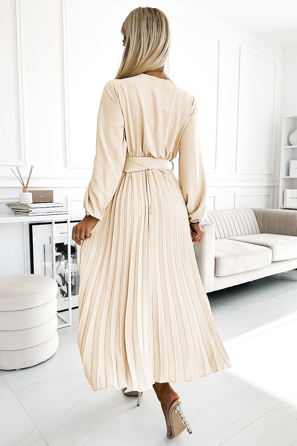 Cocktail dress model 209608 Numoco