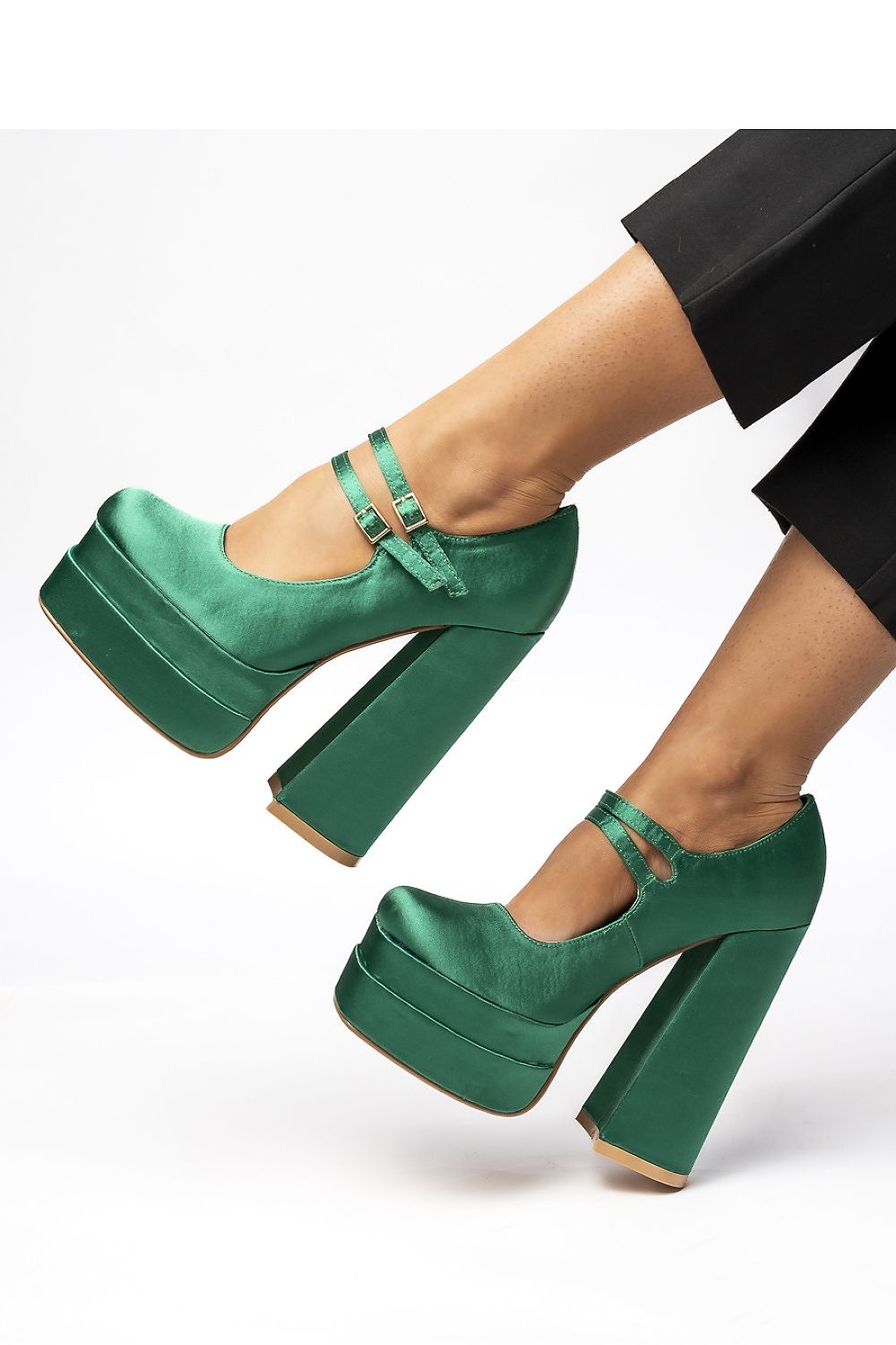 Platform pumps model 210179 Inello