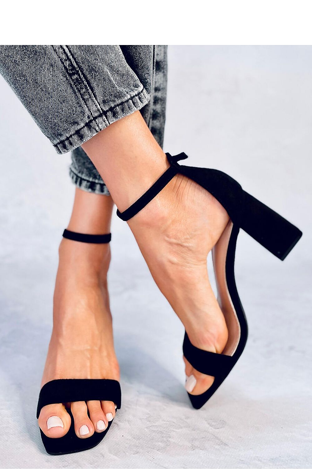 Heel sandals model 180731 Inello