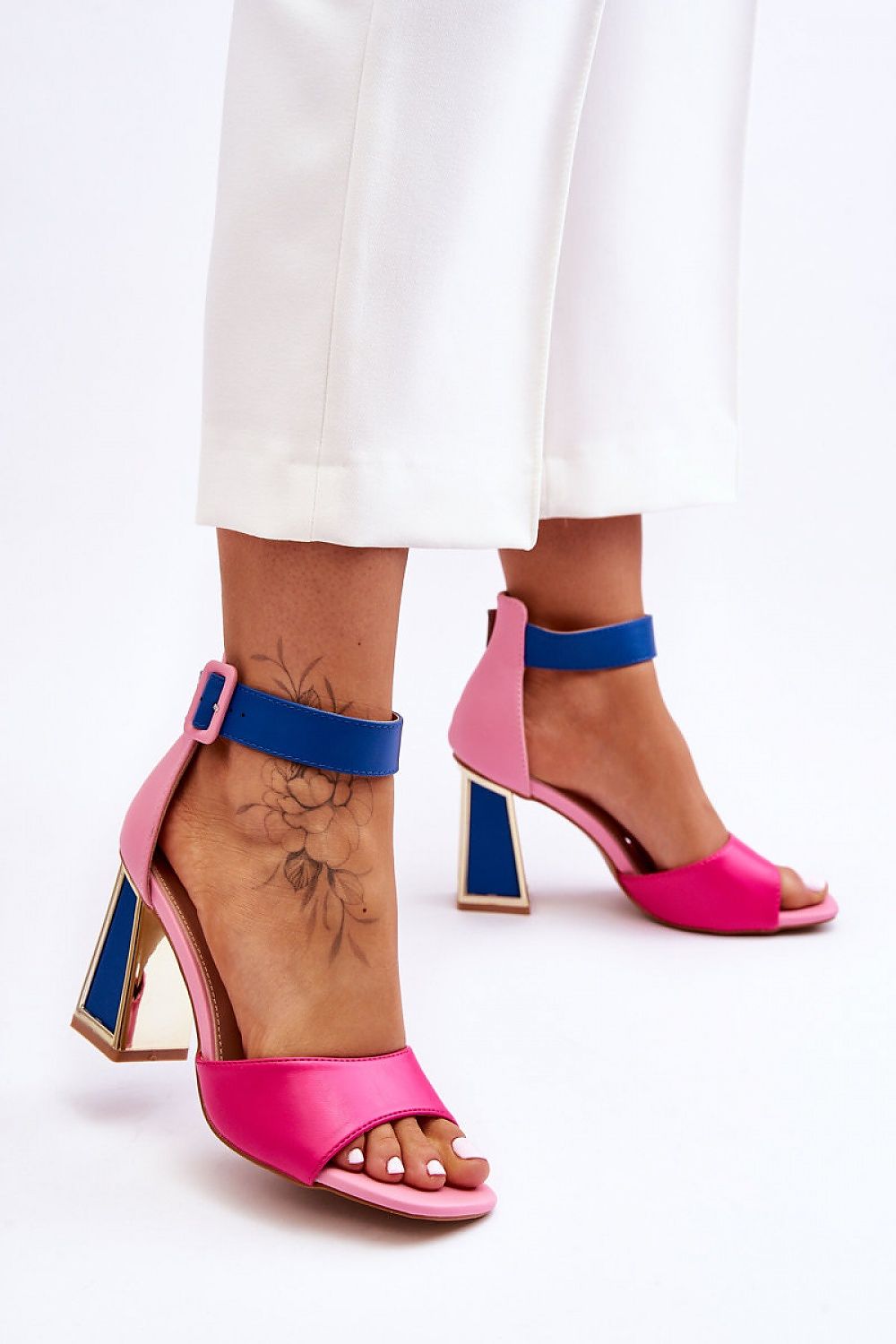 Heel sandals model 181024 Step in style