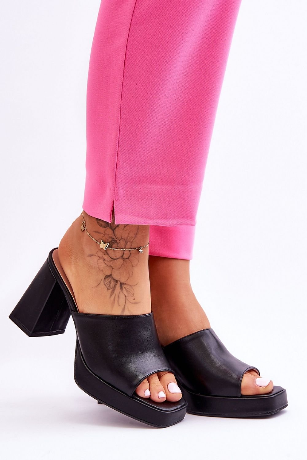 Flip-flops model 181070 Step in style