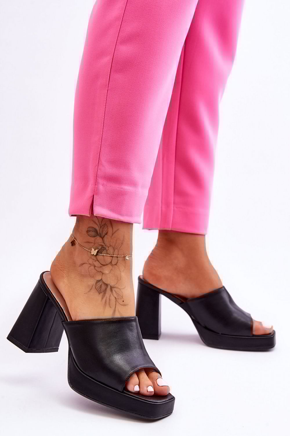 Flip-flops model 181070 Step in style