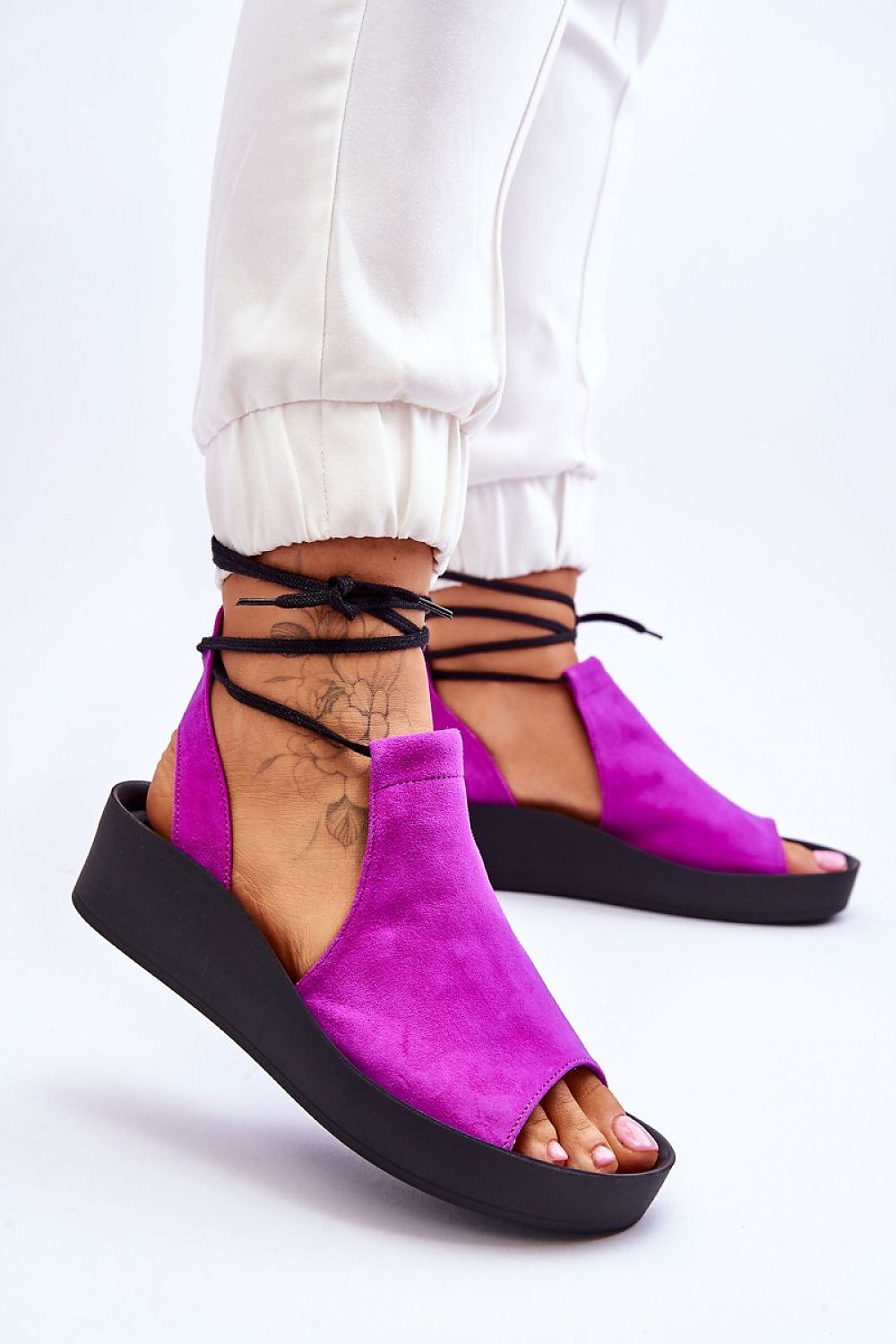 Buskin model 181849 Step in style