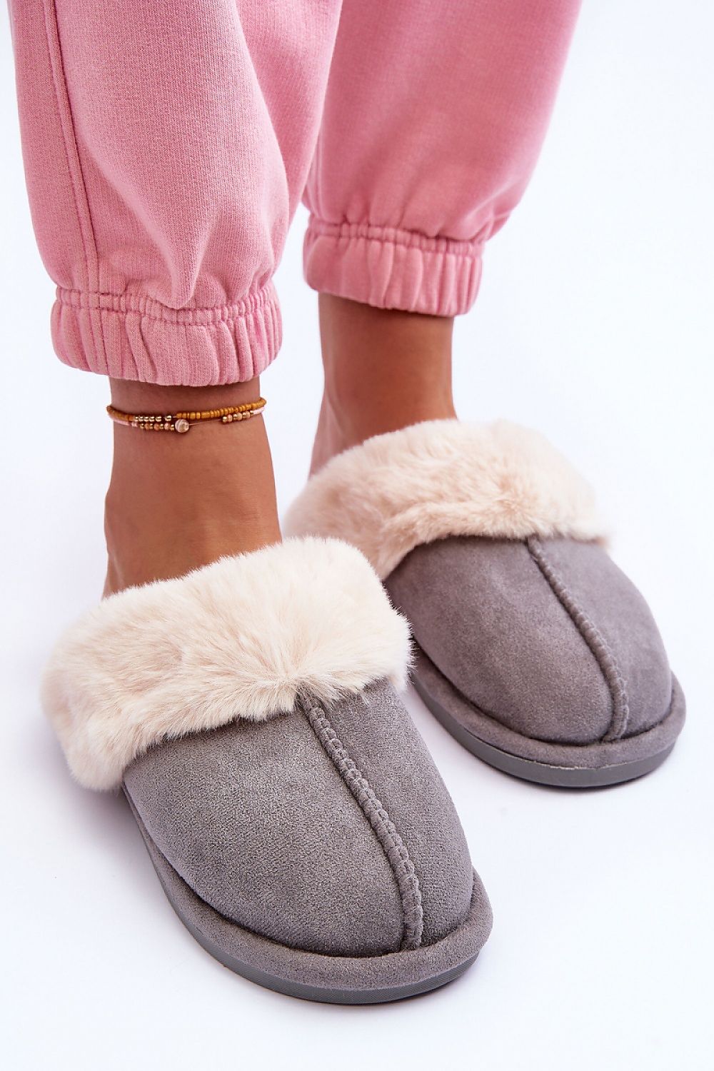 Slippers model 188693 Step in style