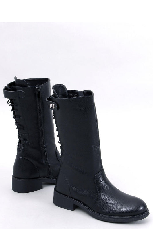 Officer boots model 190349 Inello