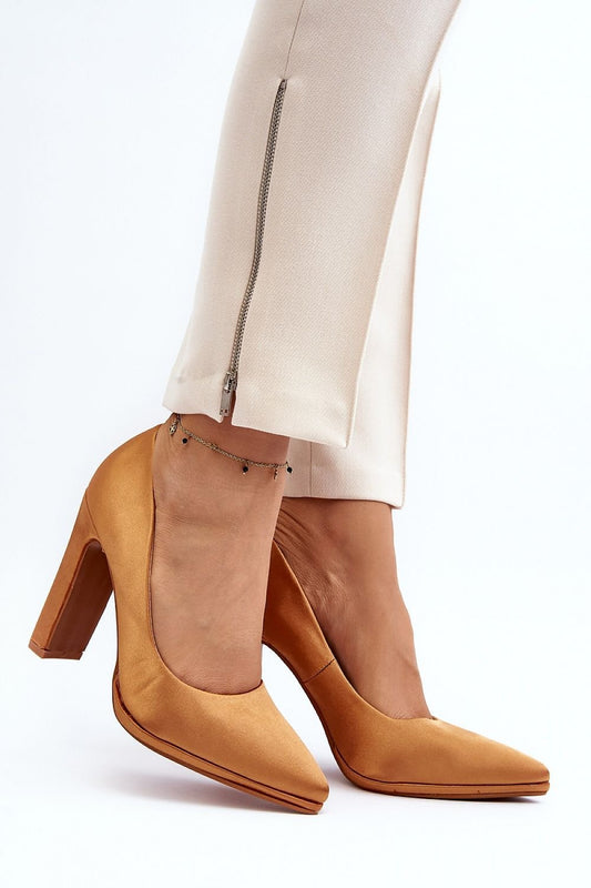 Block heel pumps model 191029 Step in style
