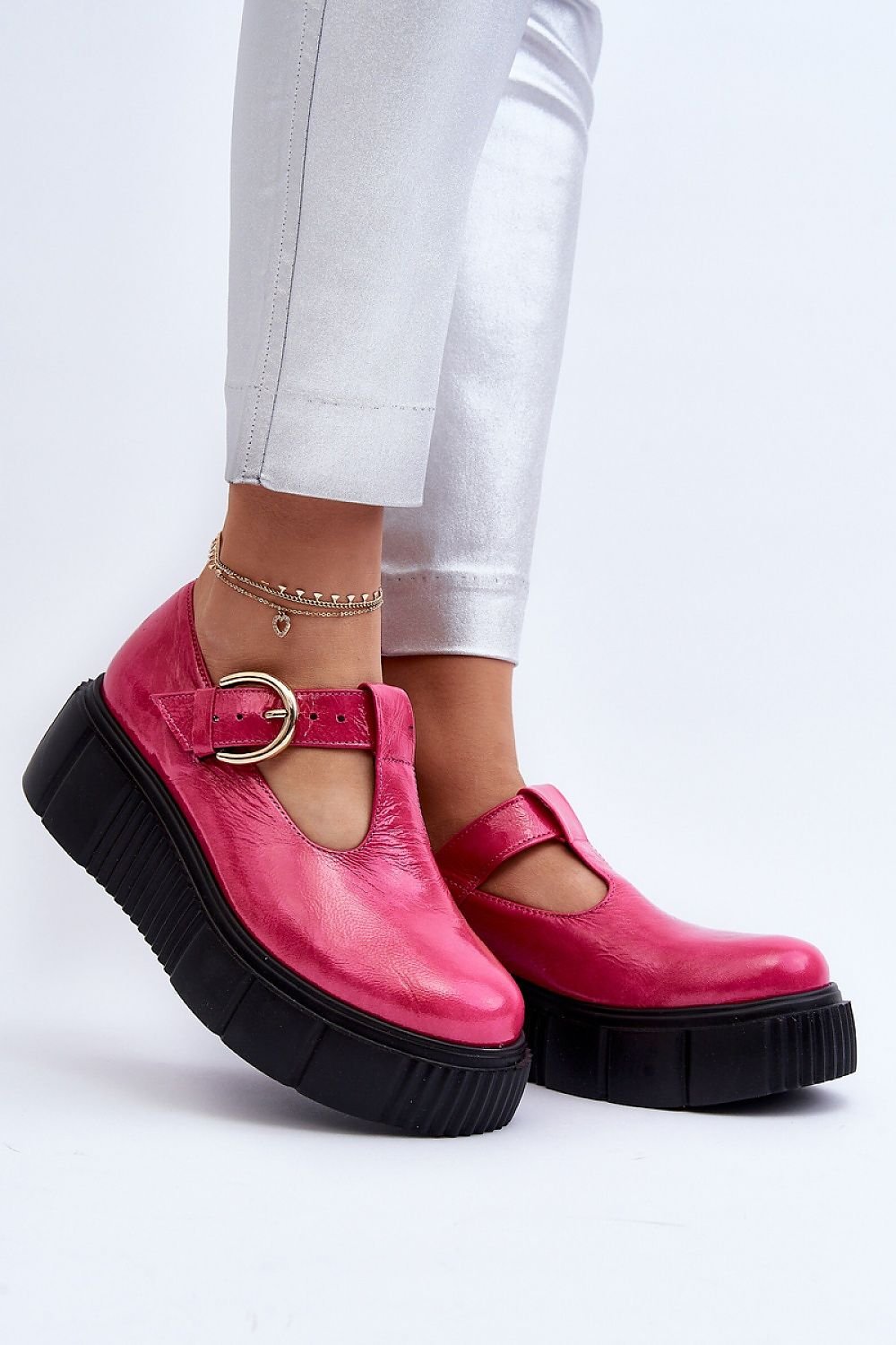 Buskin low shoes model 192293 Step in style