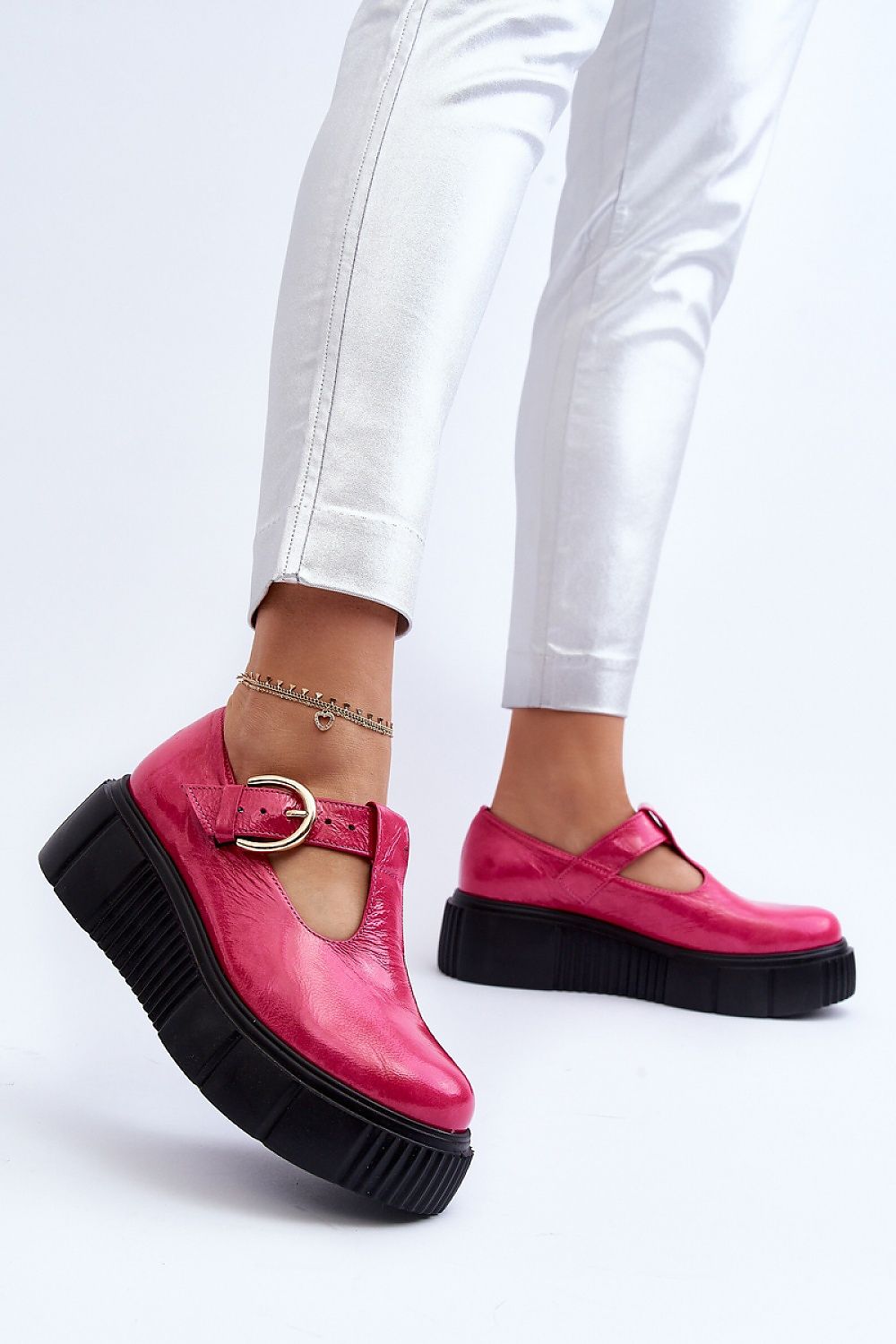 Buskin low shoes model 192293 Step in style