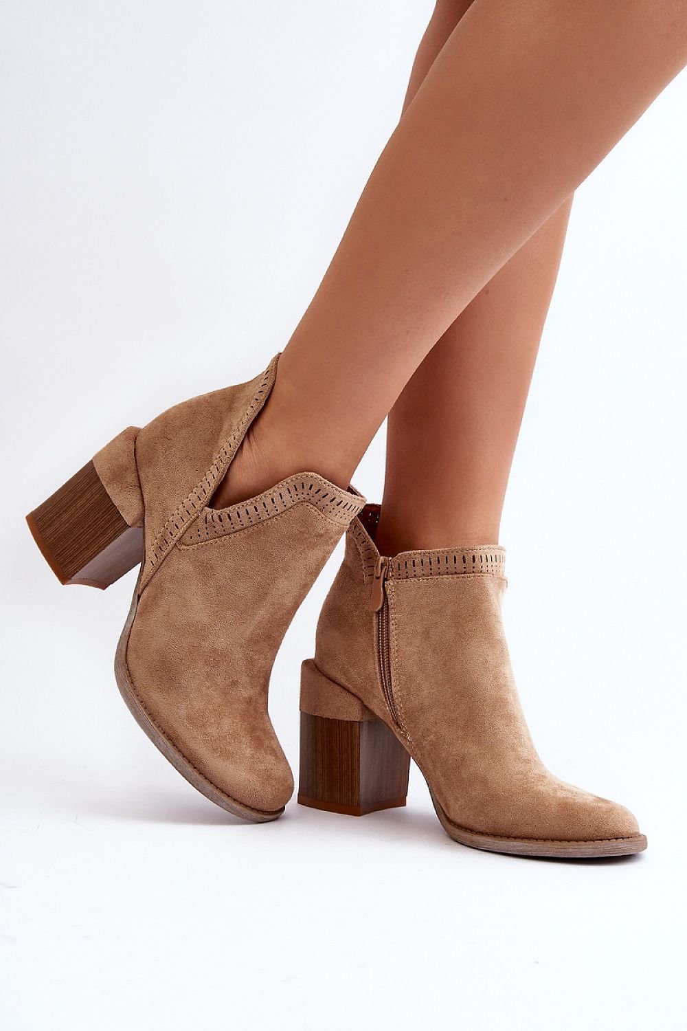 Heel boots model 192676 Step in style