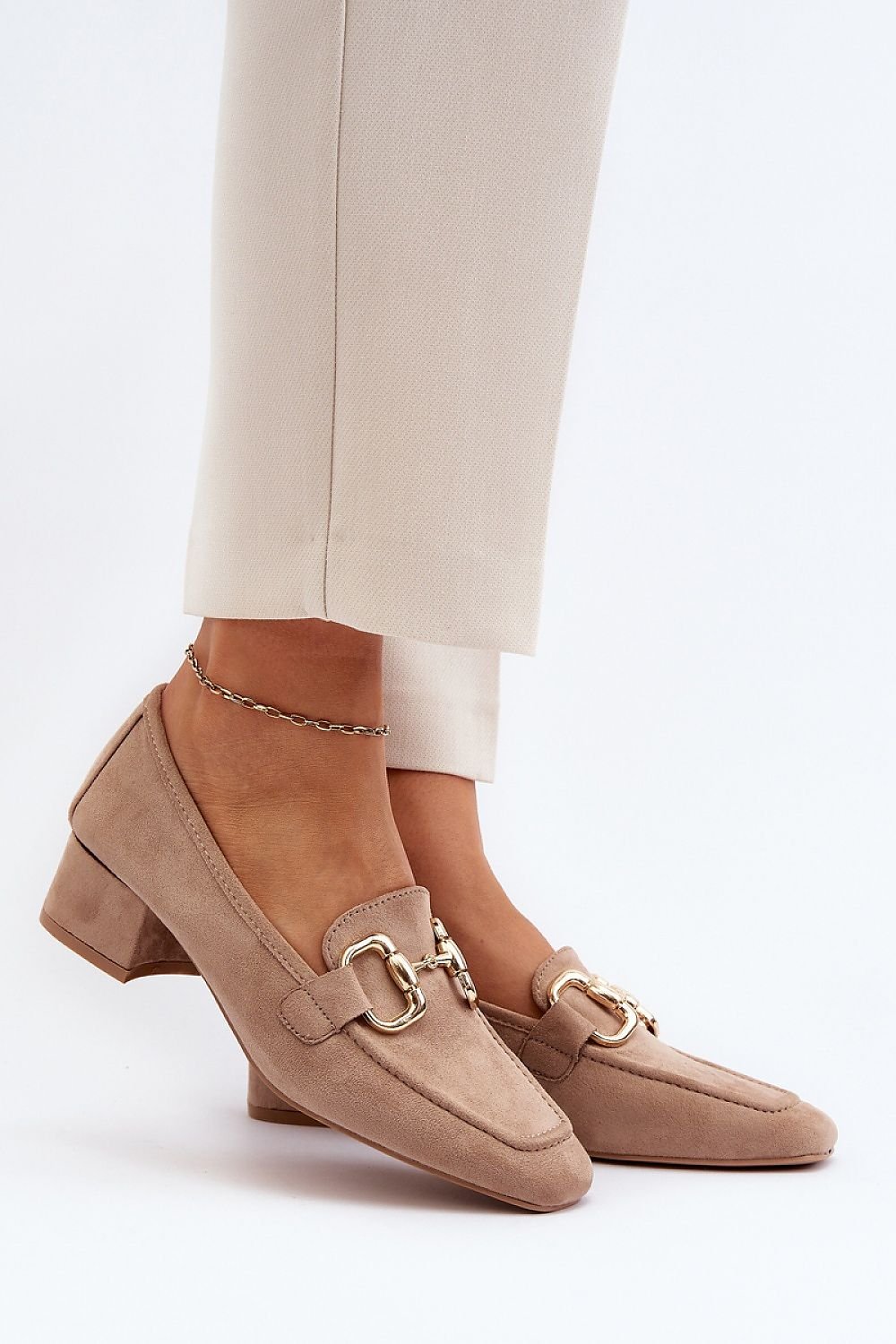 Heel pumps model 193926 Step in style