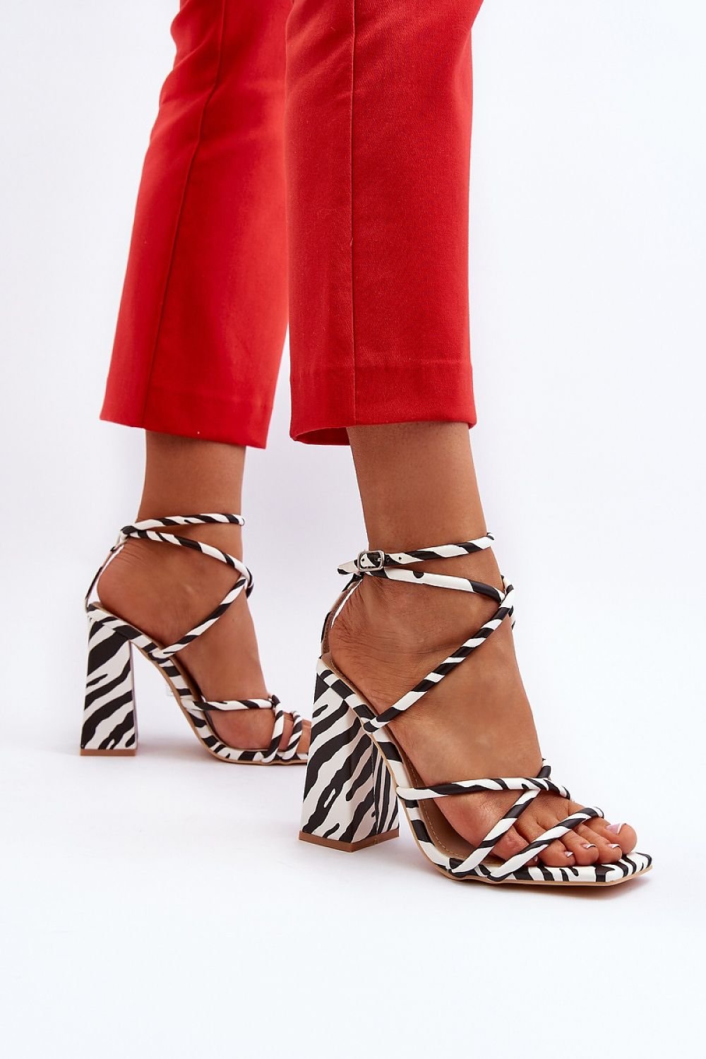 Heel sandals model 193943 Step in style