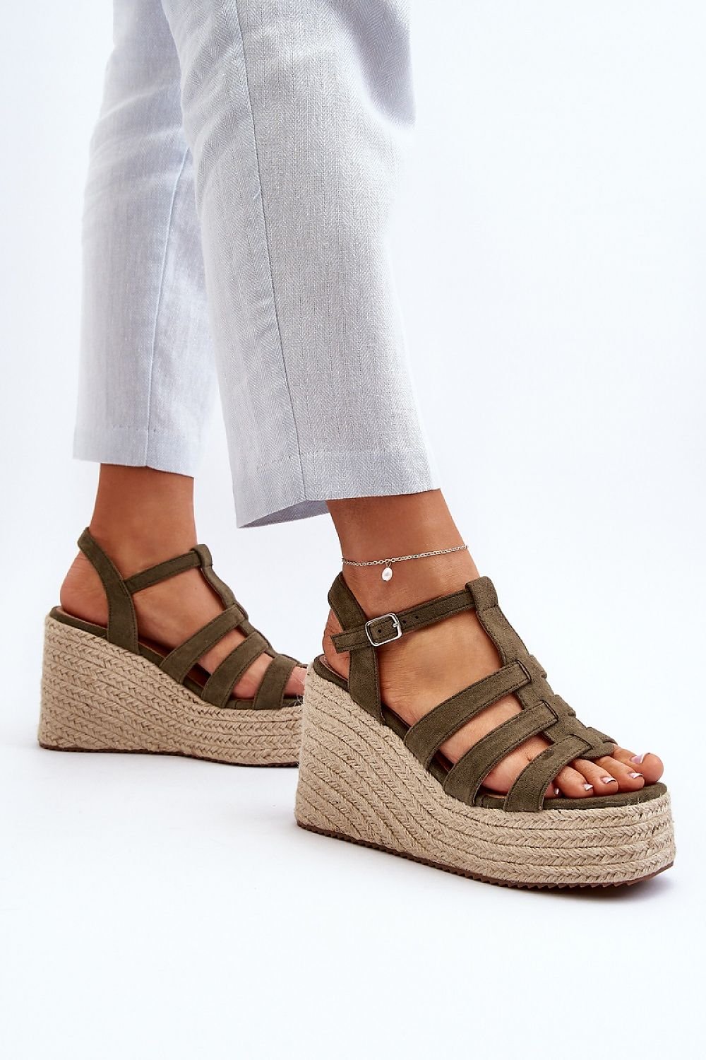 Buskin model 194680 Step in style