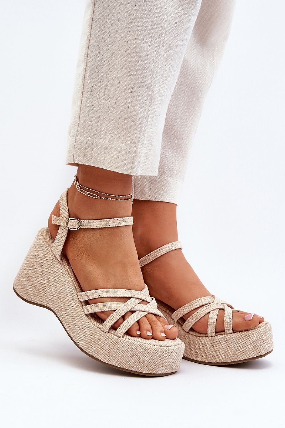 Buskin model 194687 Step in style