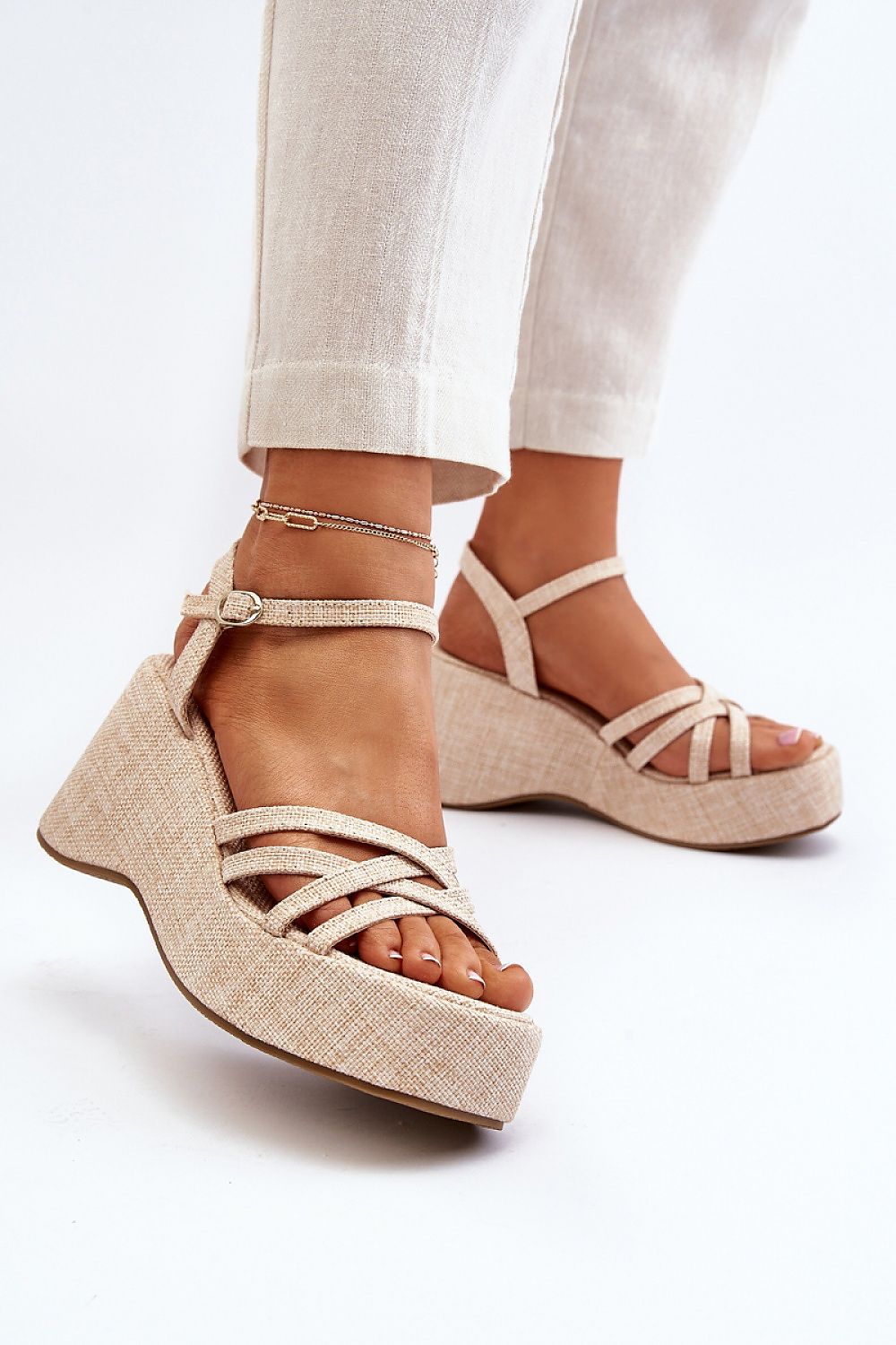Buskin model 194687 Step in style