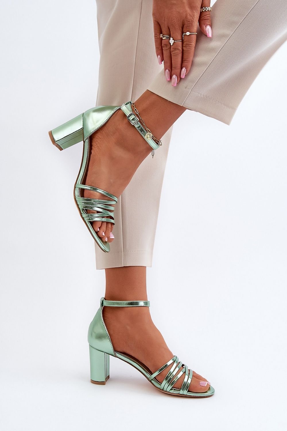 Heel sandals model 194992 Step in style