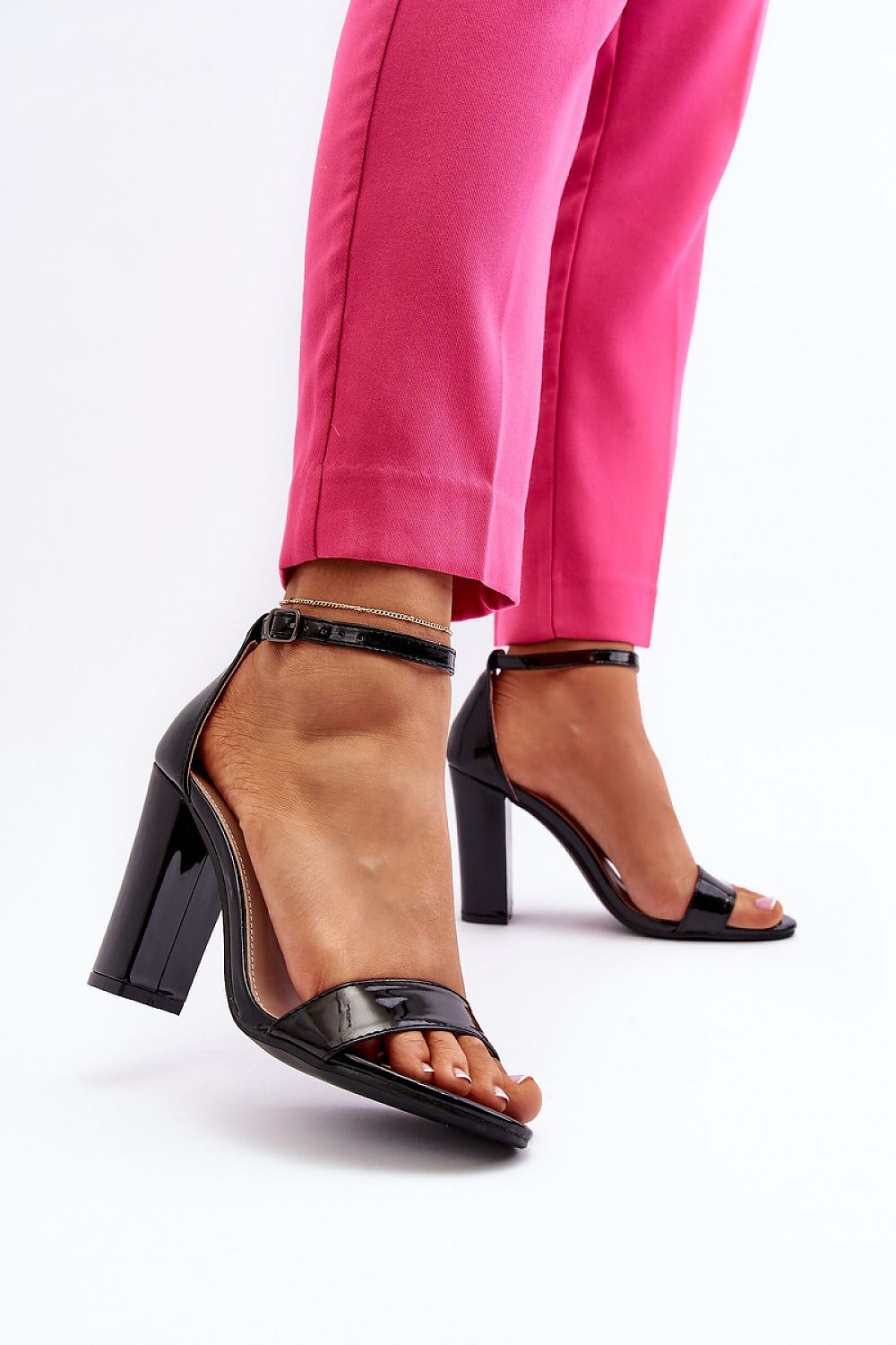 Heel sandals model 195279 Step in style