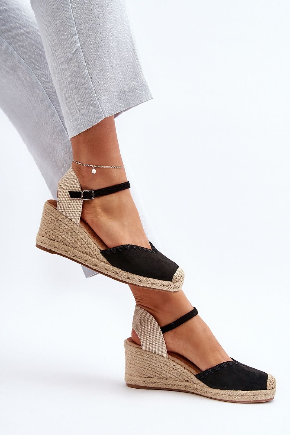 Buskin model 195285 Step in style
