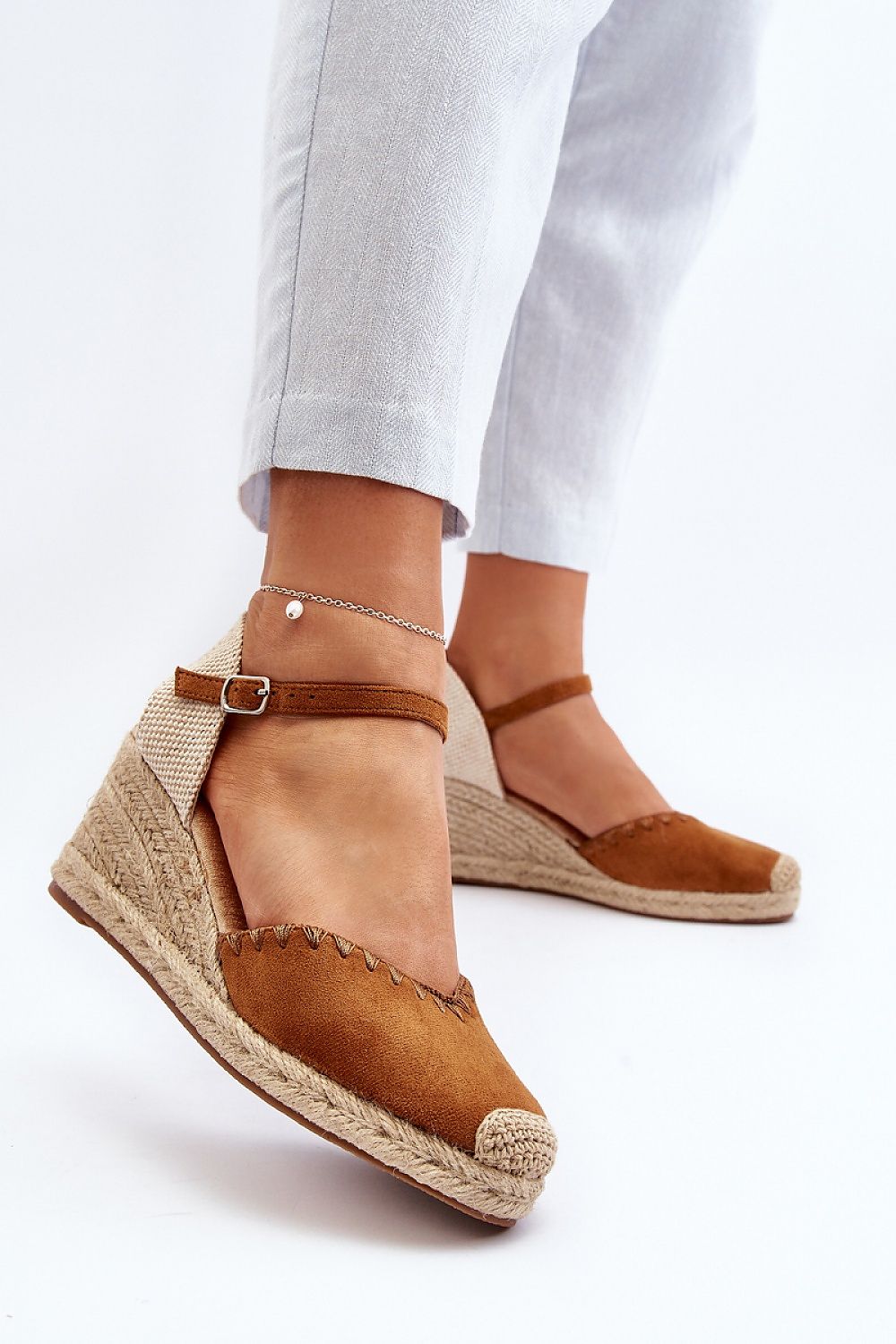 Buskin model 195285 Step in style