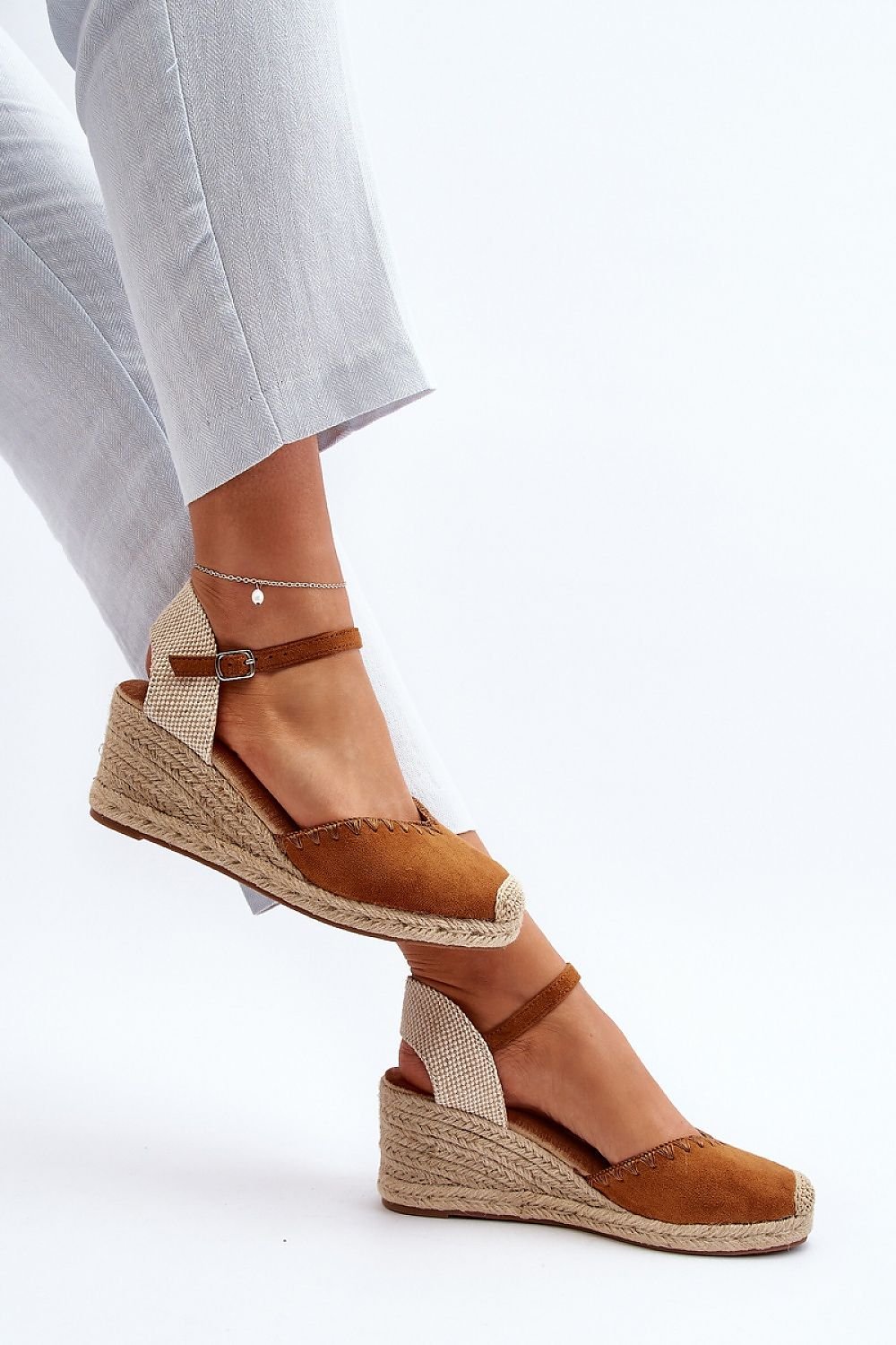 Buskin model 195285 Step in style