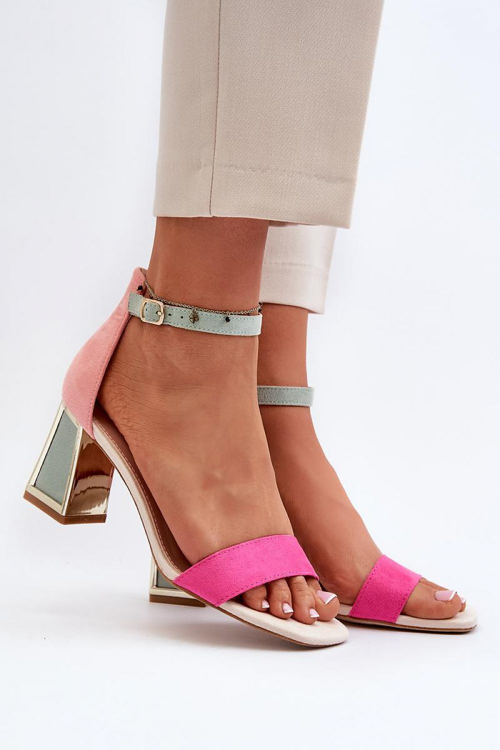 Heel sandals model 195542 Step in style