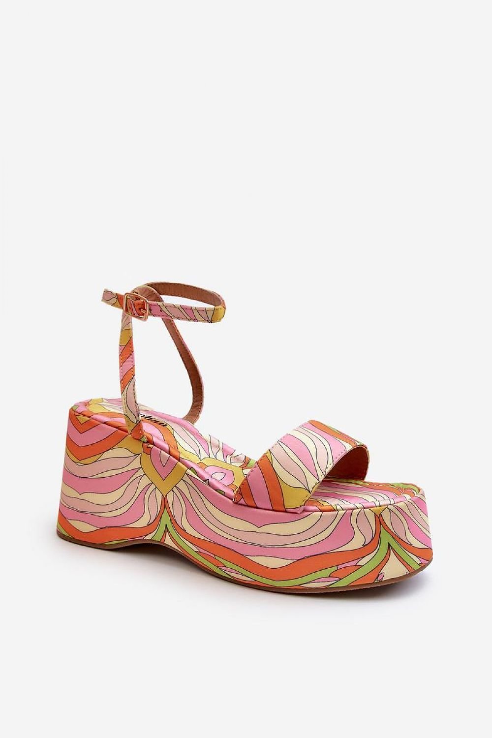 Buskin model 195756 Step in style