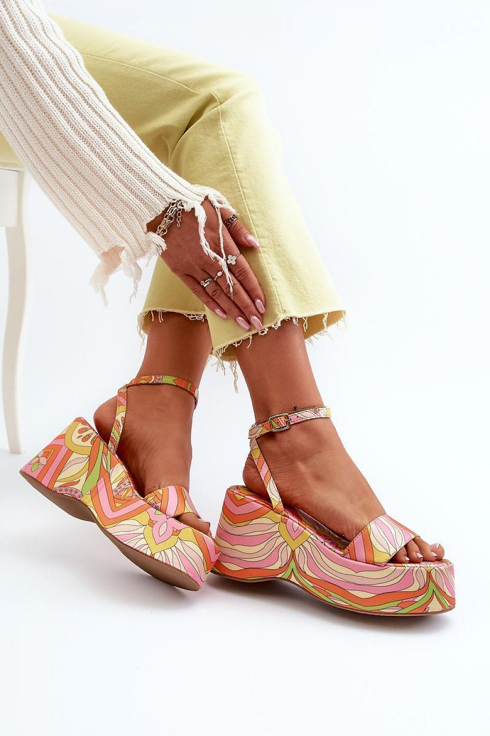Buskin model 195756 Step in style