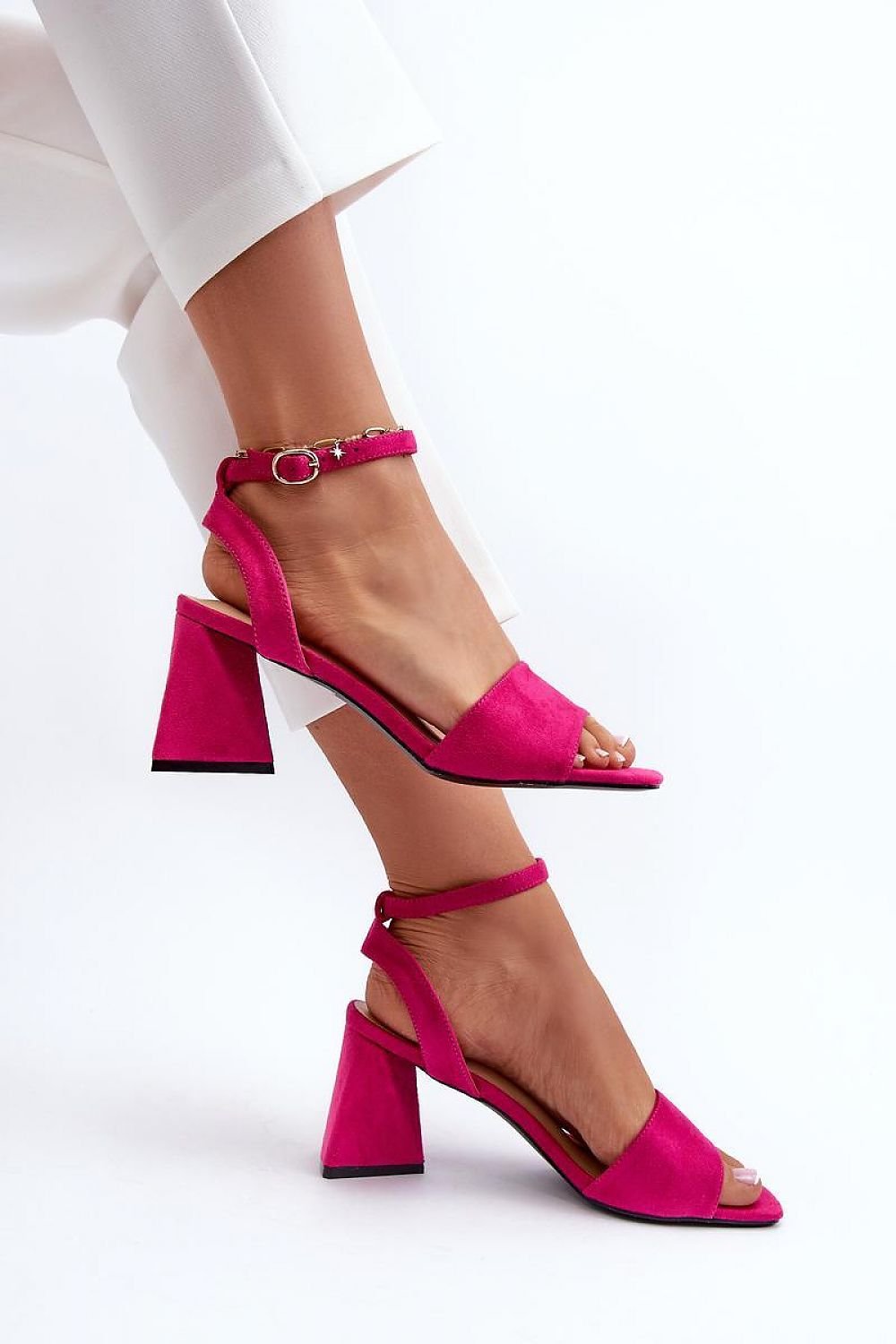 Heel sandals model 196318 Step in style