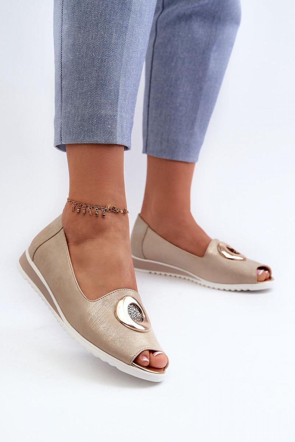 Heel pumps model 196304 Step in style