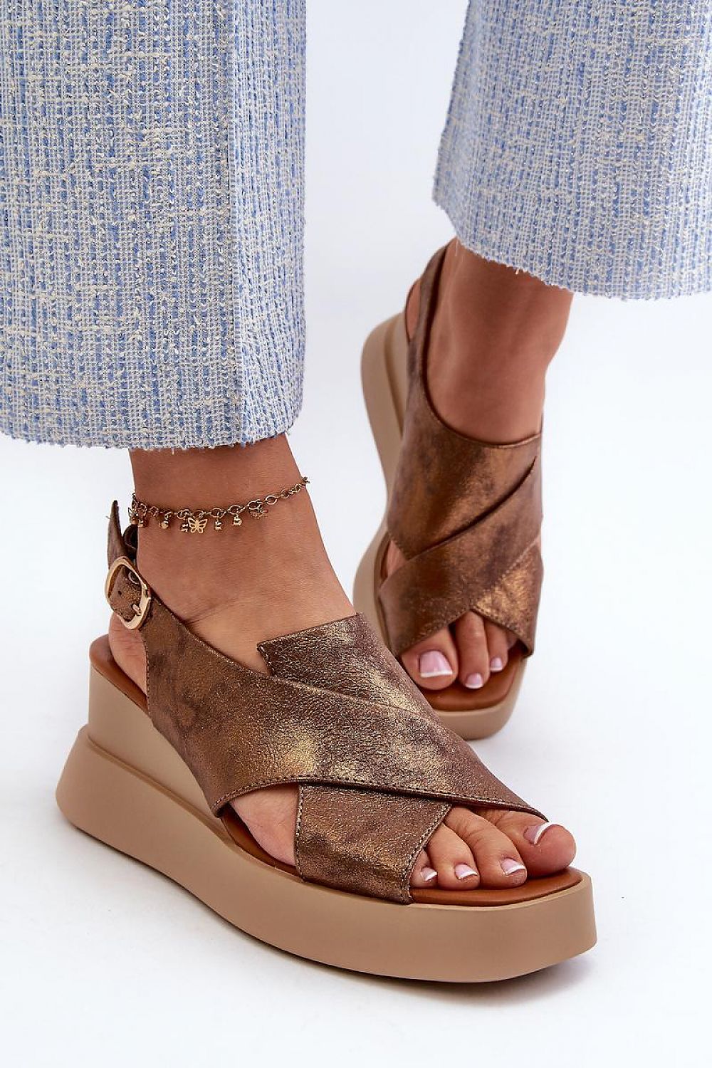 Buskin model 196327 Step in style
