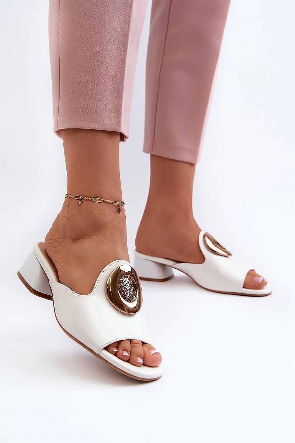 Flip-flops model 196422 Step in style