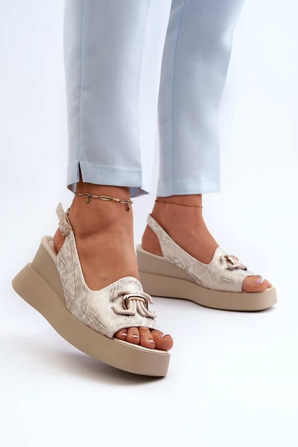 Buskin model 196651 Step in style