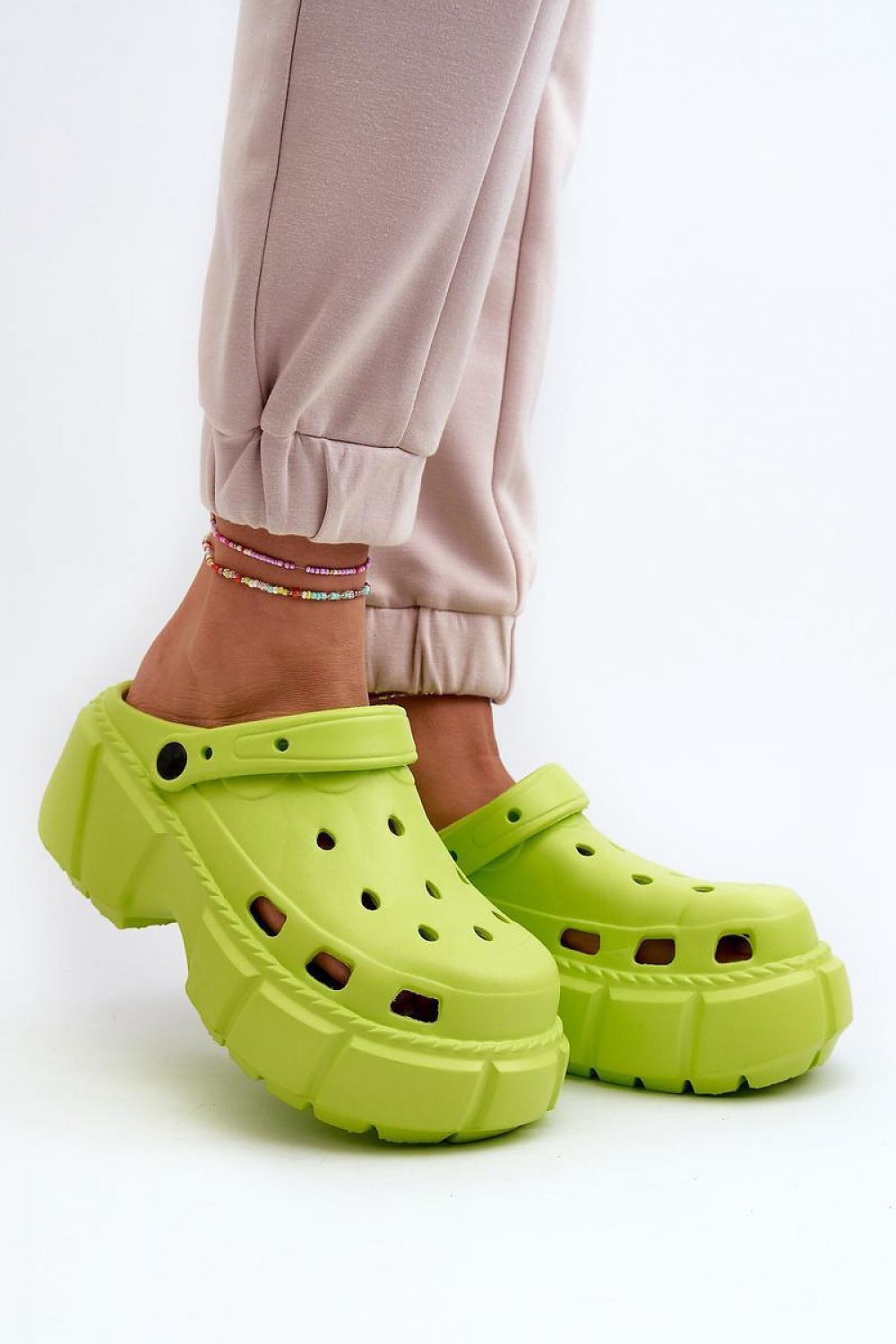 Flip-flops model 196684 Step in style