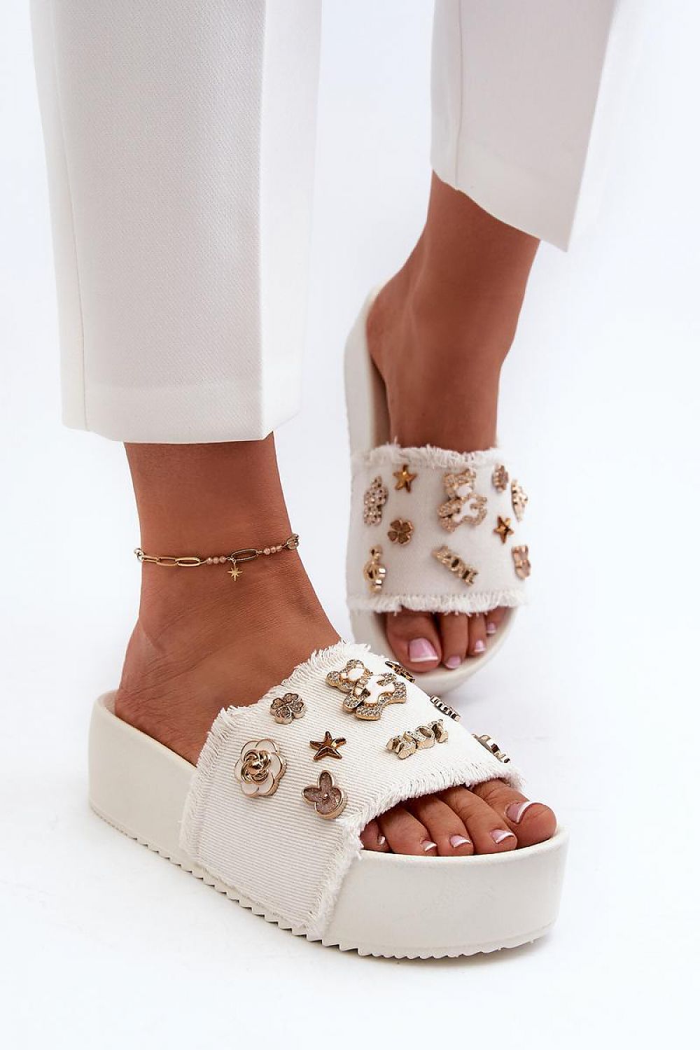 Flip-flops model 196952 Step in style