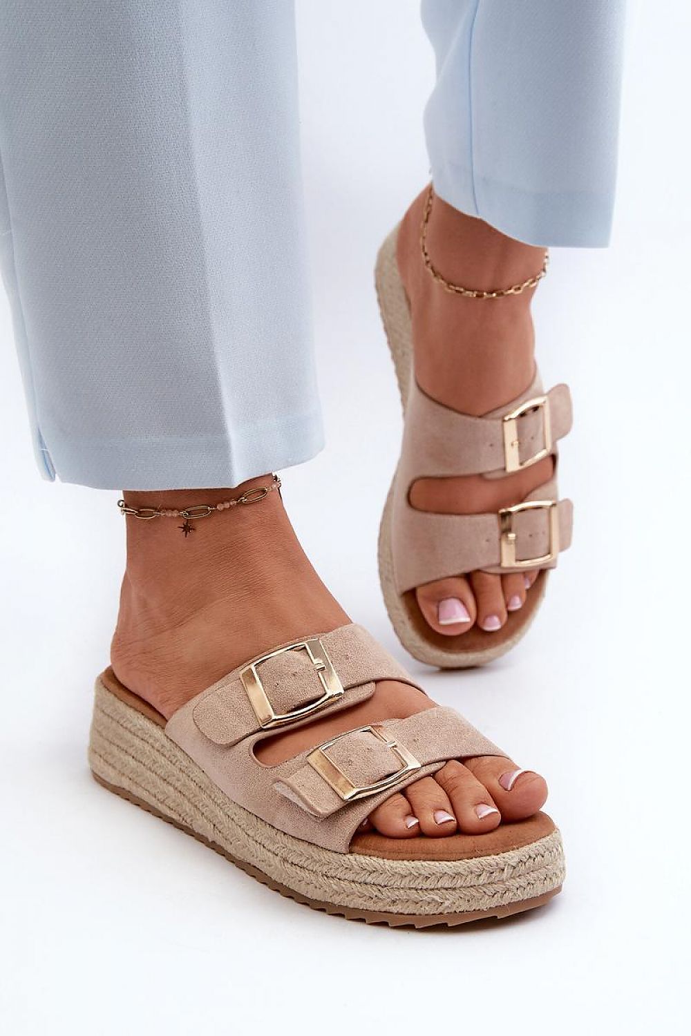 Flip-flops model 197421 Step in style