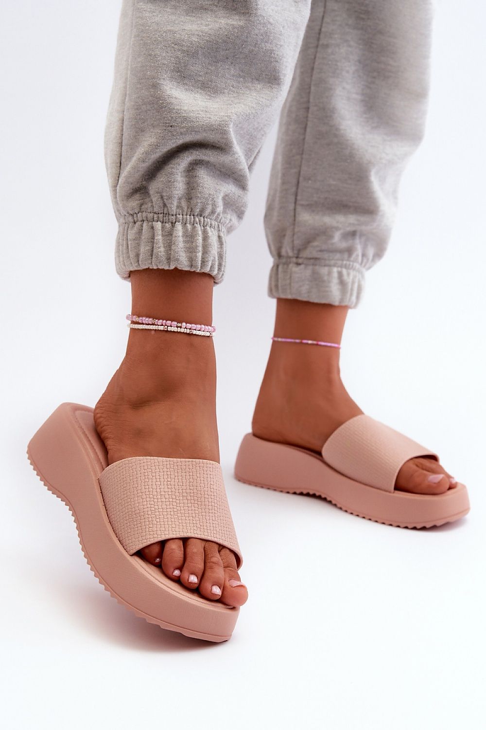 Flip-flops model 198446 Step in style