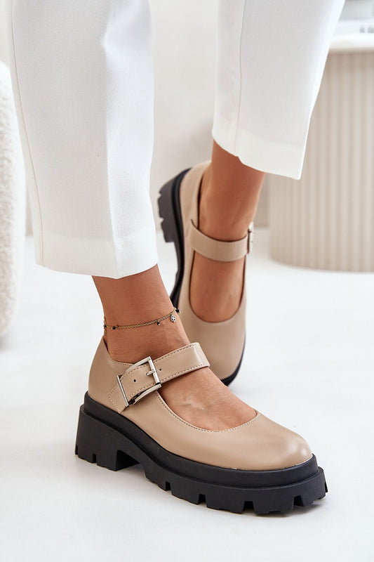 Low Shoes model 201030 Step in style