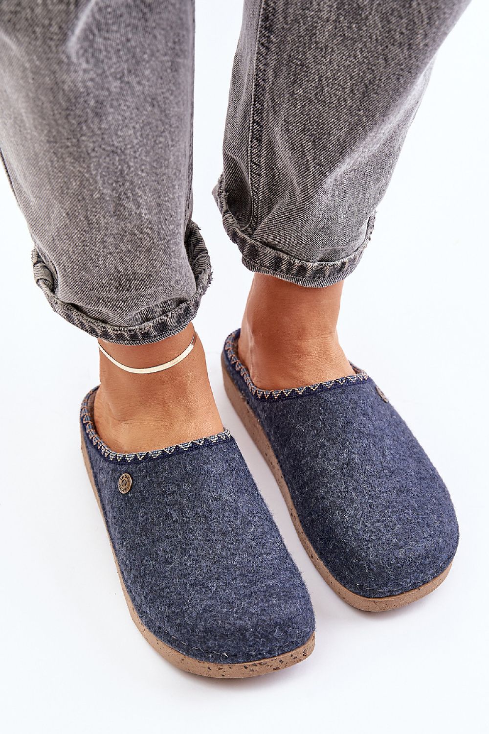 Slippers model 202655 Step in style