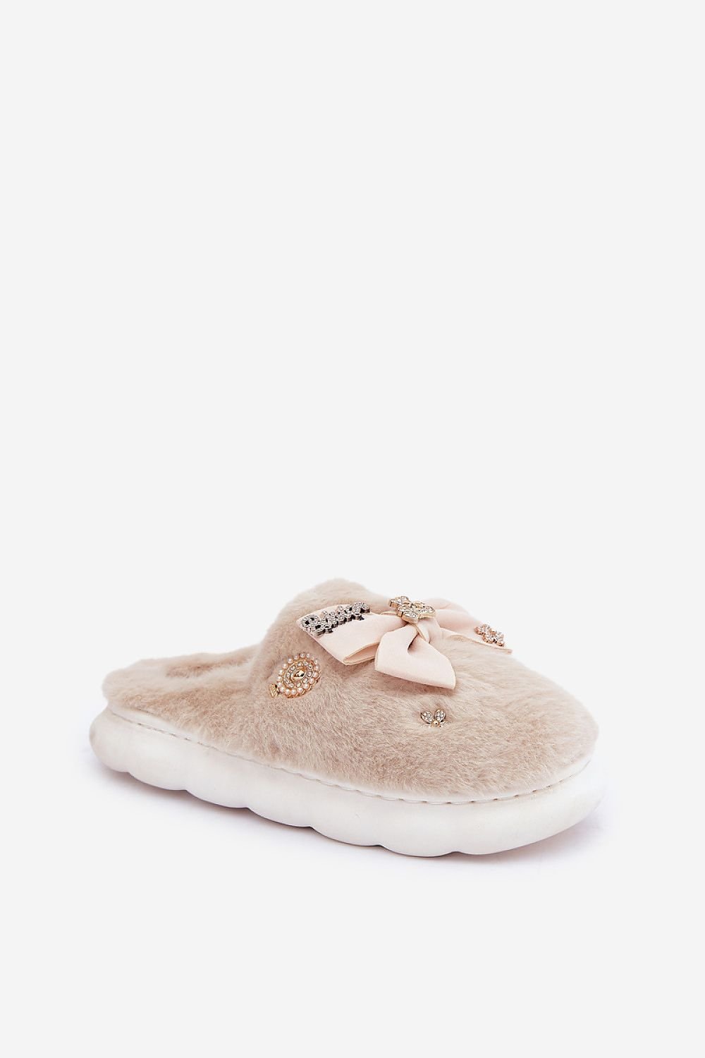 Slippers model 204960 Step in style