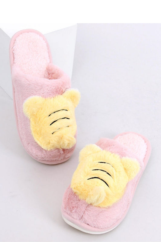 Slippers model 174118 Inello