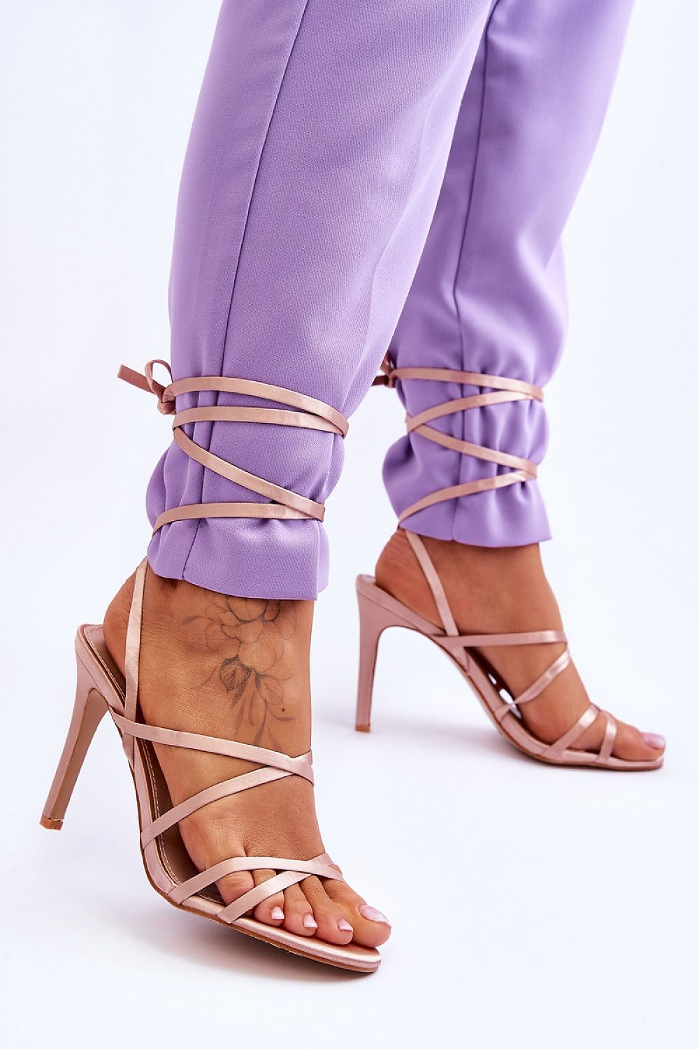 Strappy sandals model 179632 Step in style