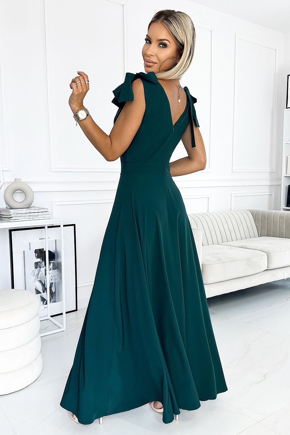 Evening dress model 182530 Numoco