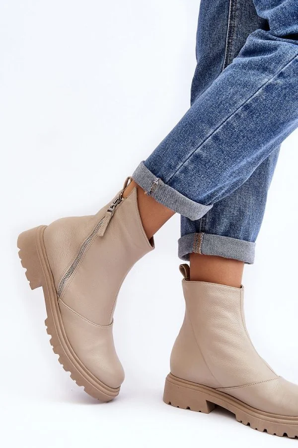 Boots model 189747 Step in style