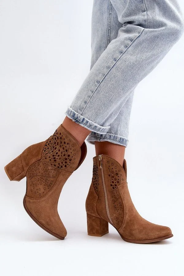 Heel boots model 191873 Step in style