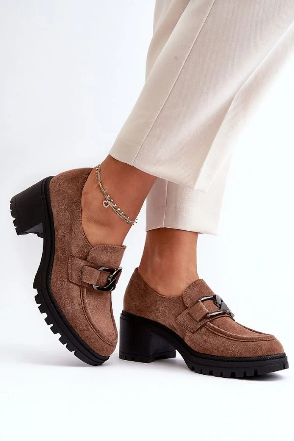Heeled low shoes model 192090 Step in style