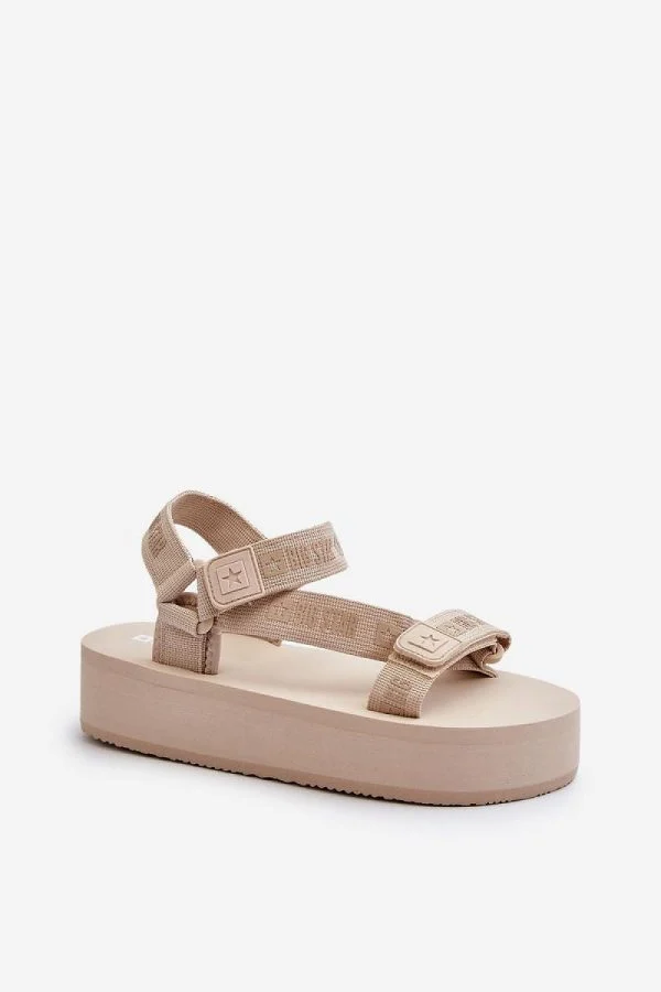 Sandals model 198194 Step in style