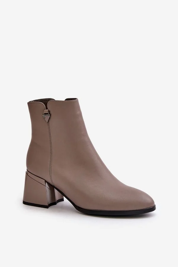Heel boots model 199303 Step in style