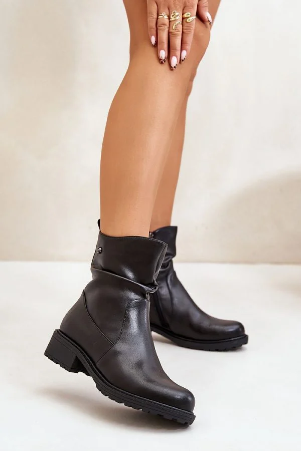 Boots model 200102 Step in style