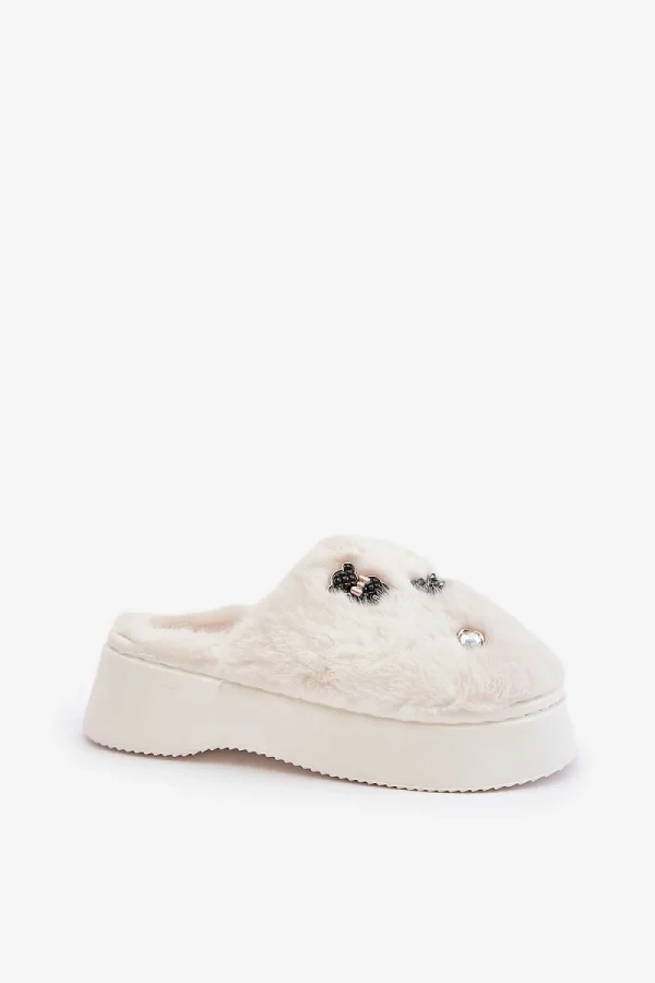 Slippers model 203620 Step in style